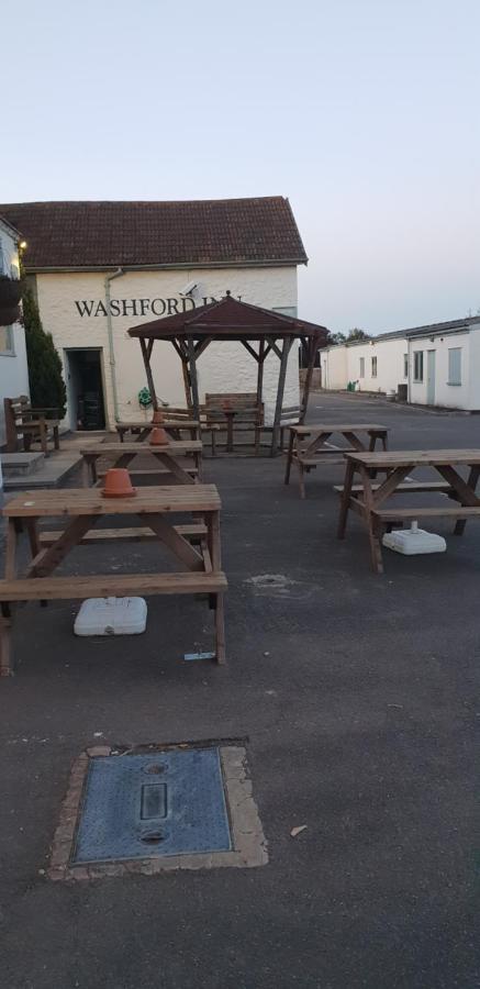 The Washford Inn Exterior photo